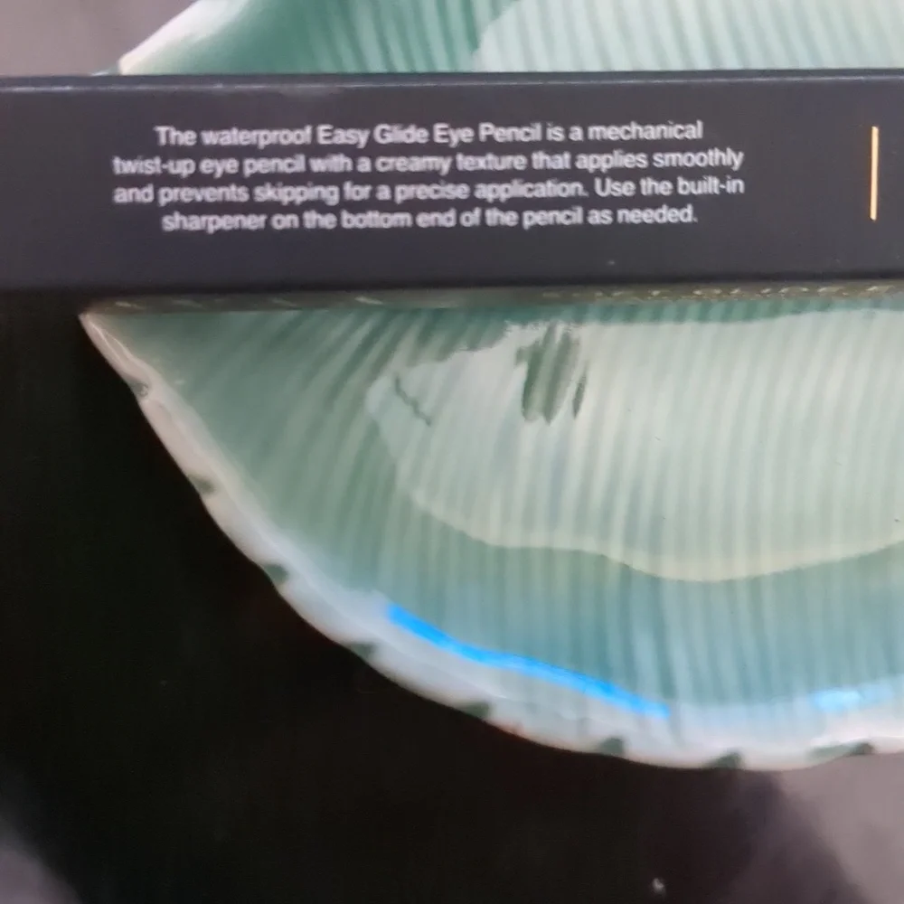 Soft Glide Eye Pencil